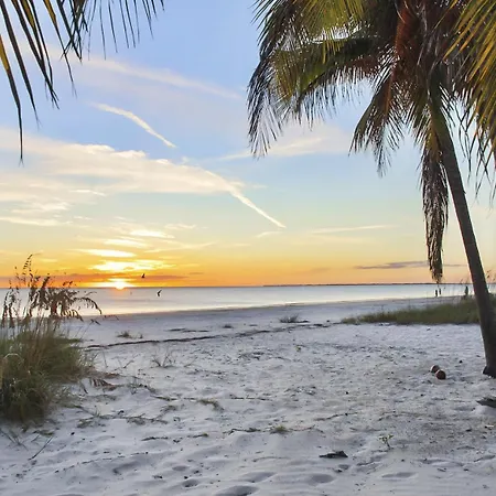 Bayview Sunset Getaway A By Sun Palace Vacations